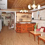 Kastro Szálloda