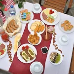 Szálloda Kastro Gjirokastra