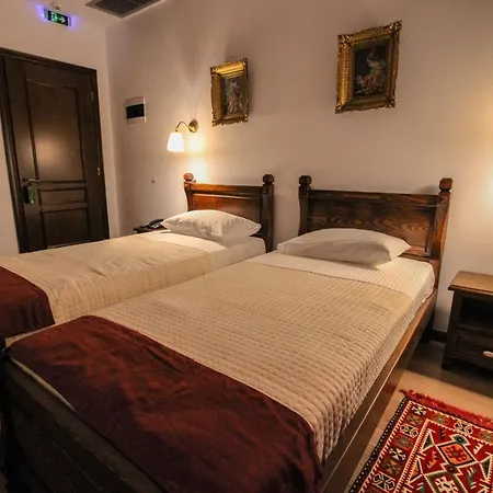 Kastro Hotel Gjirokaster