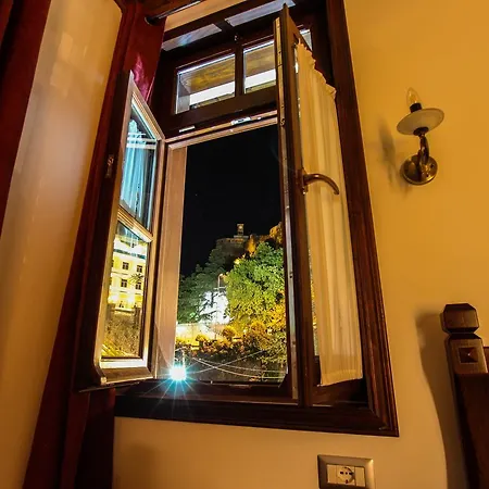 Hotel Kastro *