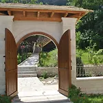 Kastro 2*