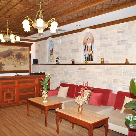 Kastro Hotel *