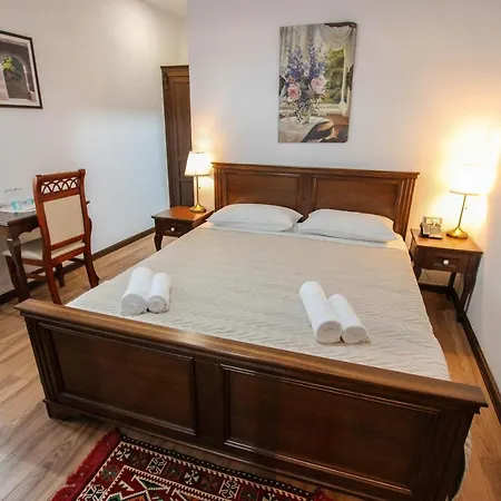 Kastro Hotel
