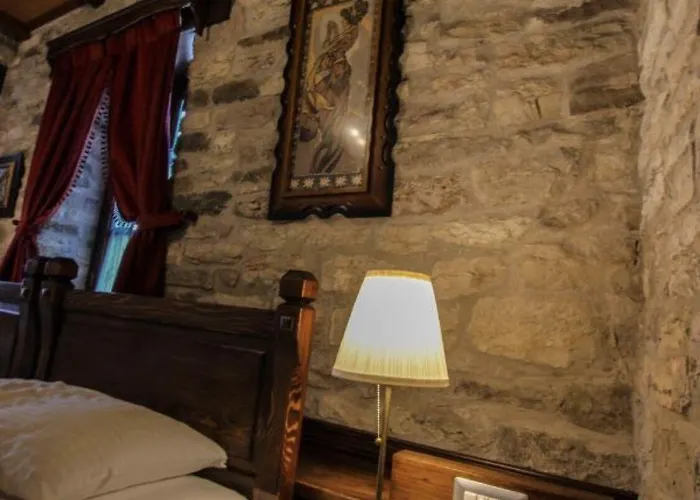 Kastro Hotel 2*